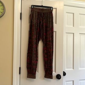Staring at stars boho pants in size XS